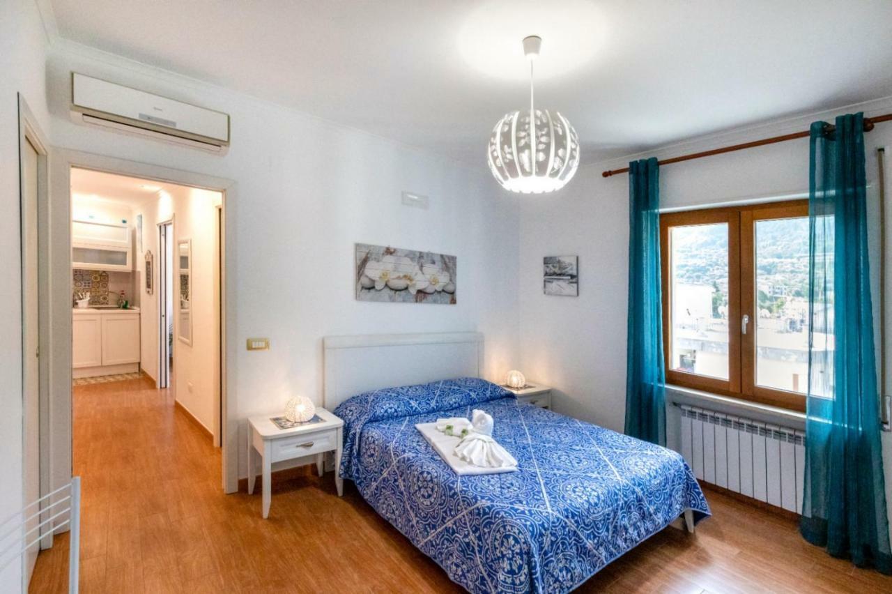 Casa Di Flo Apartment Sorrento Luaran gambar