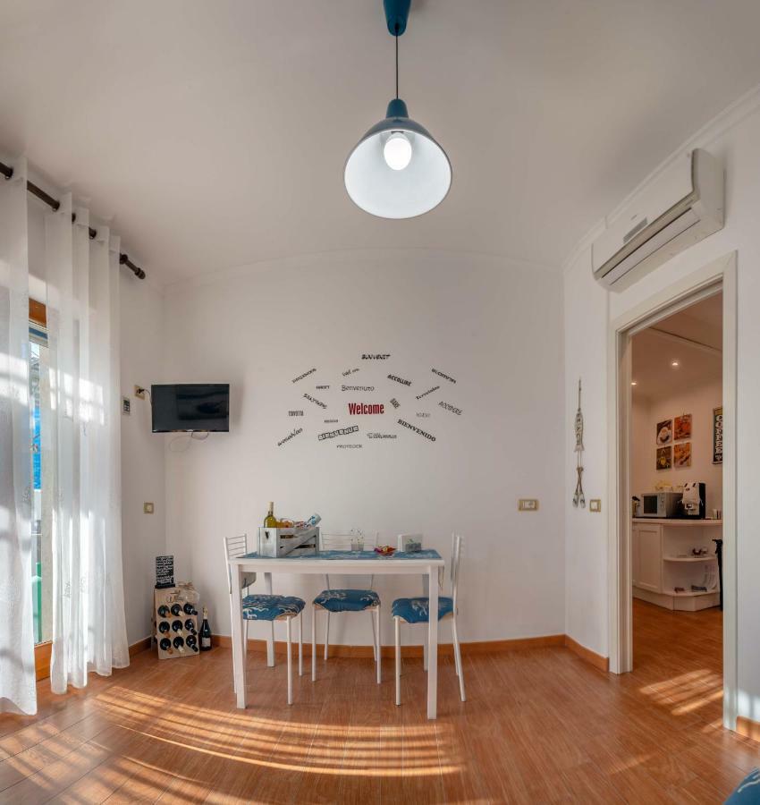 Casa Di Flo Apartment Sorrento Luaran gambar