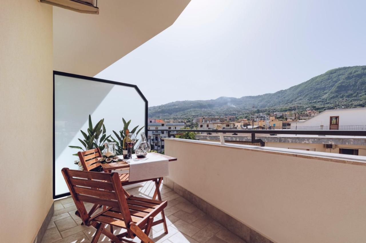 Casa Di Flo Apartment Sorrento Luaran gambar