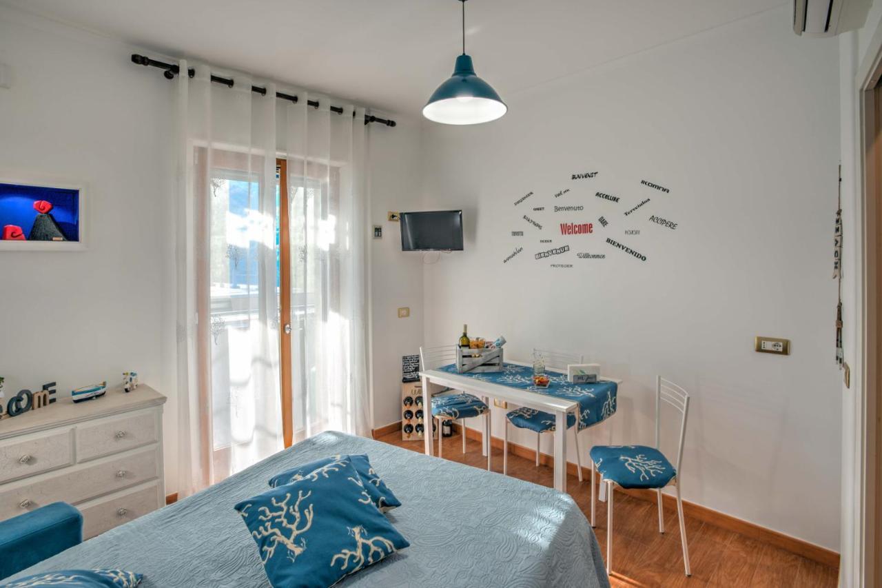 Casa Di Flo Apartment Sorrento Luaran gambar